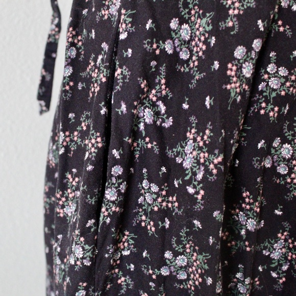 Vintage Dark Navy Blue Floral Lace & Front Corset Detail Milkmaid Dress - Picture 5 of 9